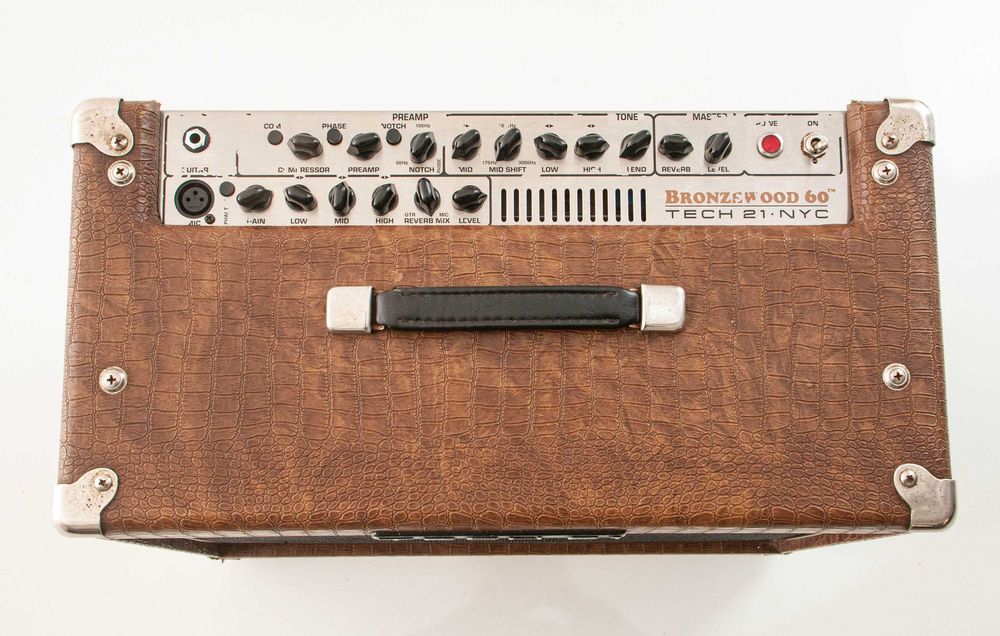 Tech 21 Bronzewood 60 - Amp de guitarra acústica - Made in USA