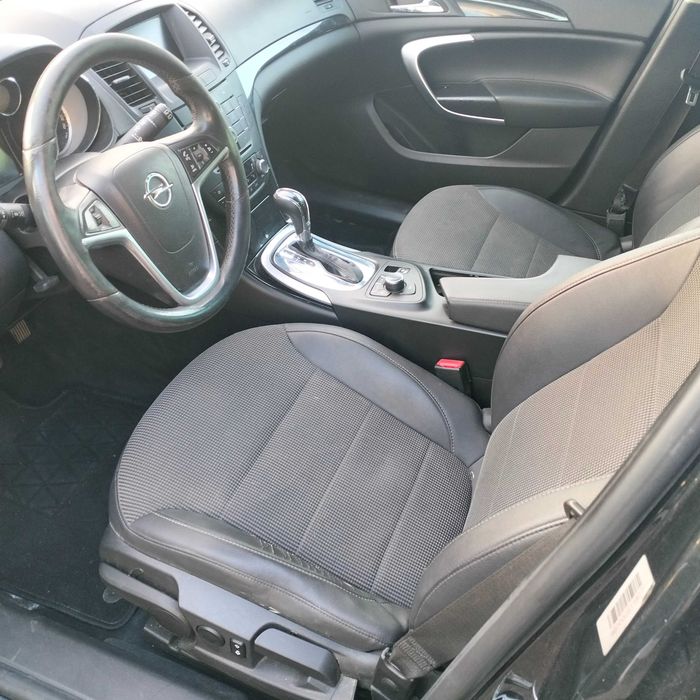 opel insignia kombi 2010