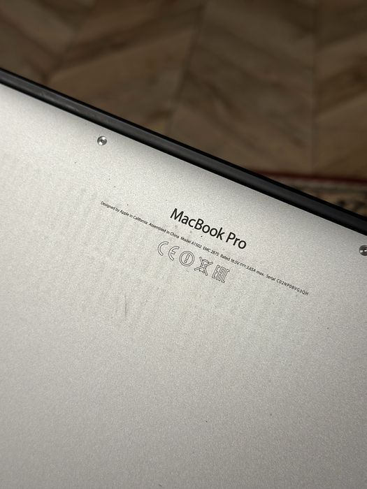 MacBook Pro Apple, (Retina, 13-calowy, połowa 2014 r.)
