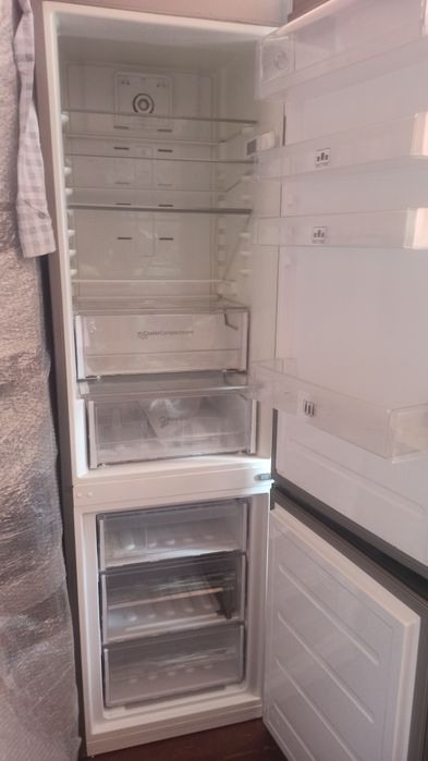 Продам холодильник, варочная панель, духовой шкаф, вытяжка всё б/у в отличном состоянии