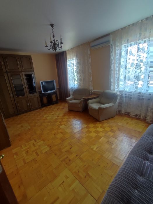 Продається будинок в м. Баришівка.