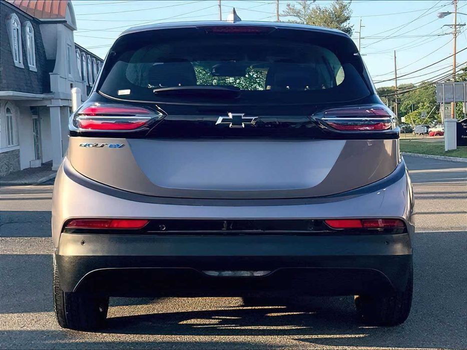 Chevrolet Bolt EV 2LT      2023