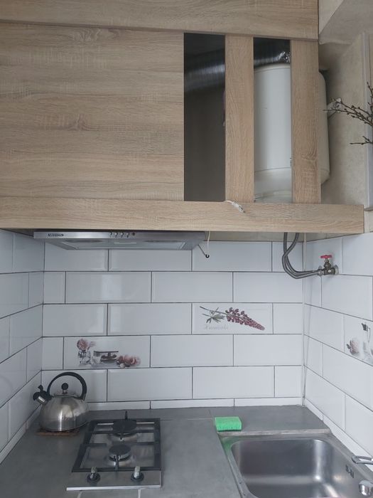 ВІЛЬНО з 25.02 Власник вул Річки. Двокімнатна квартира з кухнею, центр