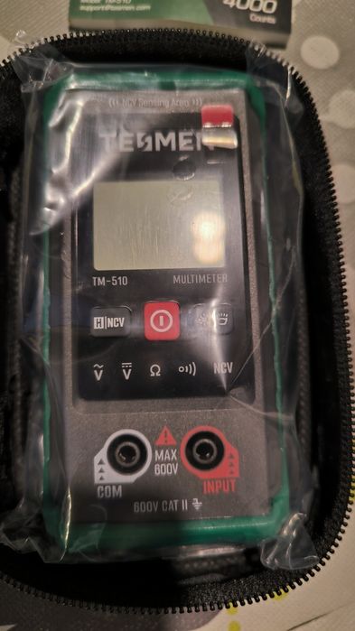 Multímetro digital novo