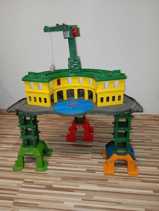 Tomek i przyjaciele, stacja zabawka kolejka