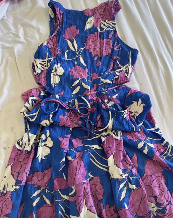 Vestido floral da mango