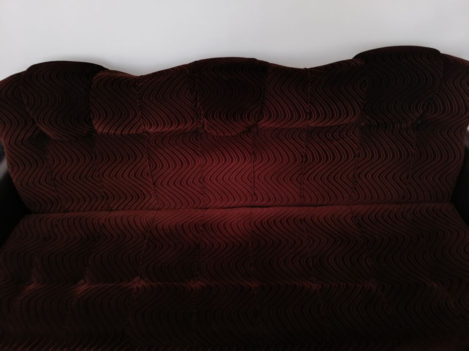 Диван і два крісла