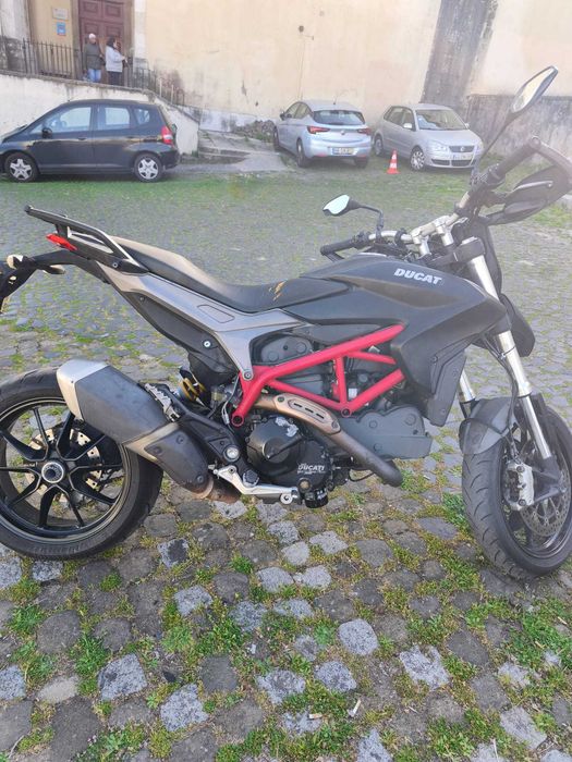 Ducati Hypermotard 821  (Modelo 2013-15) Revisao total efectuada com fatura