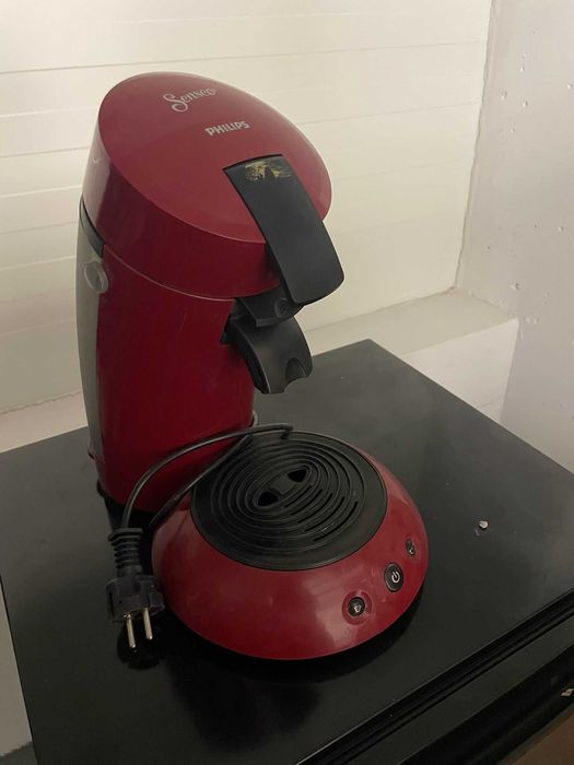 Ekspres na saszetki Philips Senseo Original Plus CSA210 Czerwony | TYLKO Faktura VAT - 70 zł brutto!