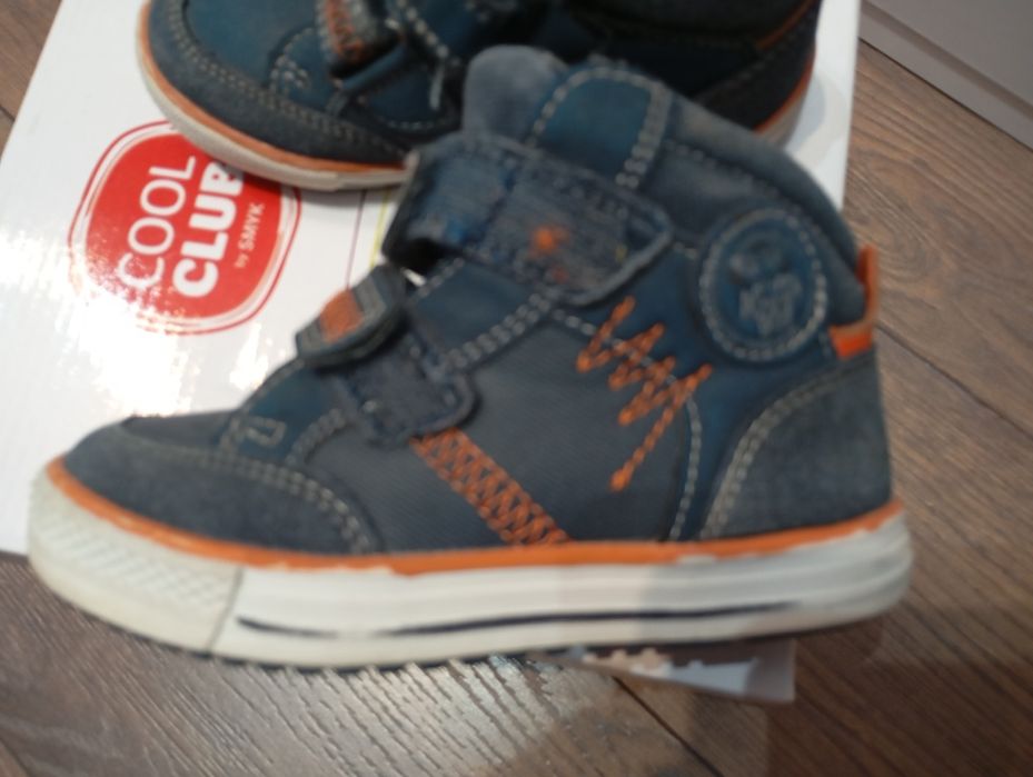 Buty dziecięce Action Boy r.25 jesień/wiosna