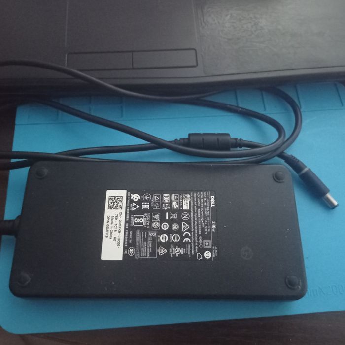 Ноутбук msi gt72-6QD(читайте опис)