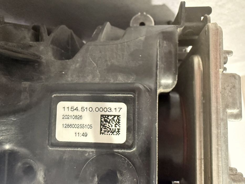 Фара права BMW G11/G12 LCI америка, USA, CША комплектна з блоками