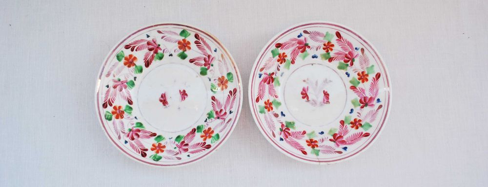2 antique porcelain cups with extensive use64584286035202122