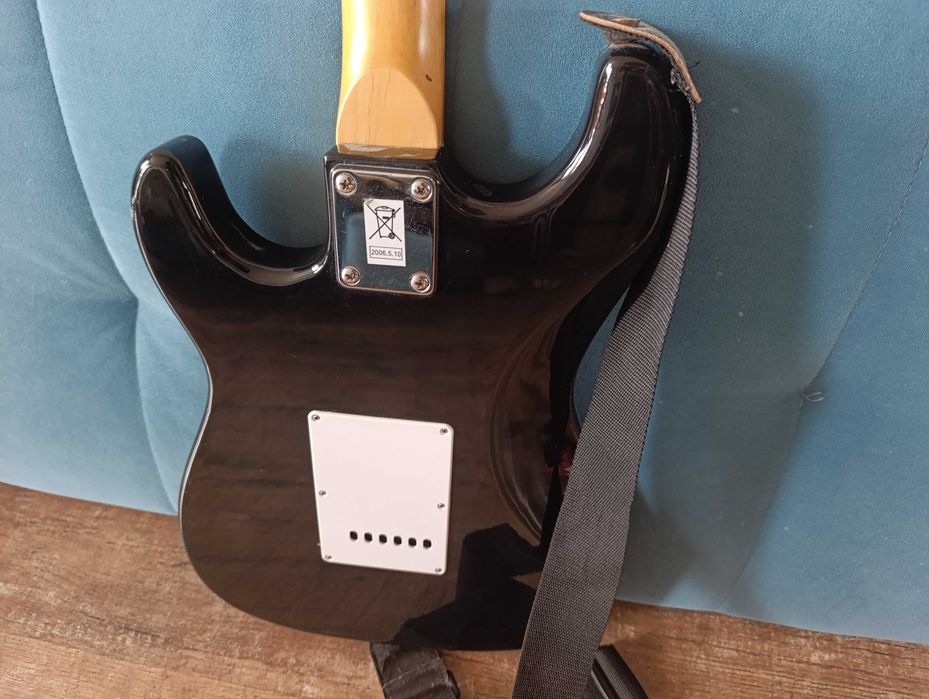 Gitara elektryczna