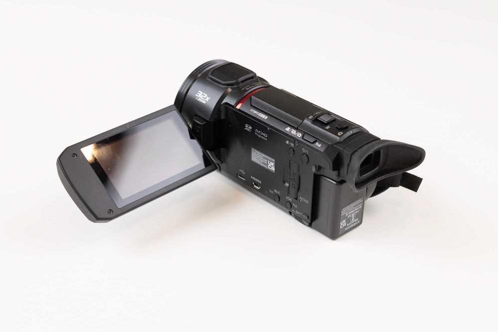 Câmara de Vídeo Panasonic HC-VXF1 4K (Kit Completo com Caixa)