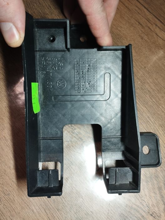 Датчик слепых зон левый VW Passat b8 16-19 USA 5Q0-907-685-B