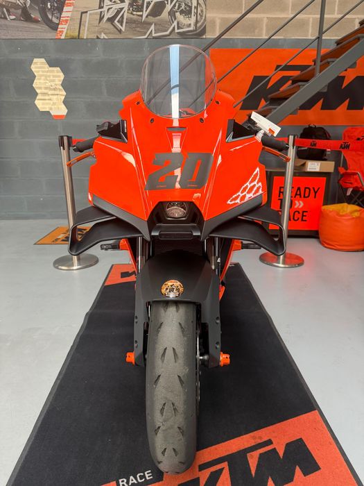 Vendo Ktm rc990r