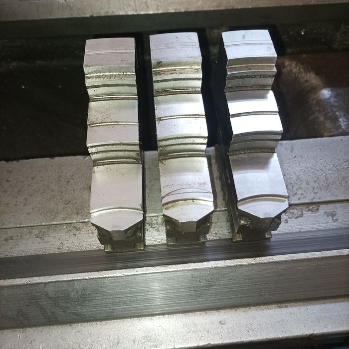 Патрон токарний 200 мм. Поляк