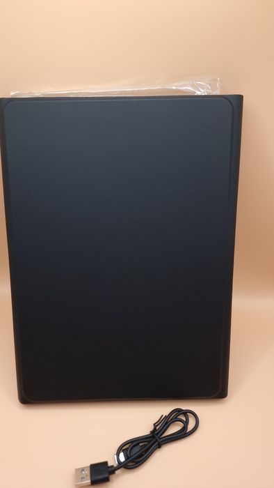 Etui z klawiaturą do Samsung Galaxy Tab A9 Plus 11 cali 2023 - Czarny