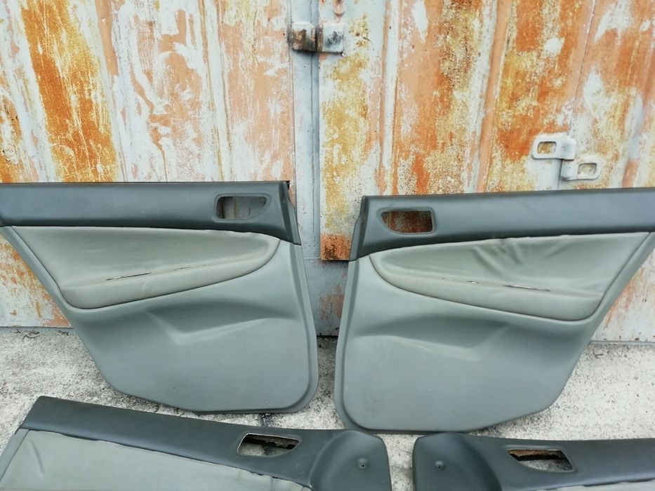 Продам Карты дверные Mitsubisni Galant