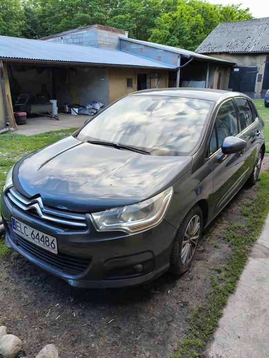 Samochód citroen C4