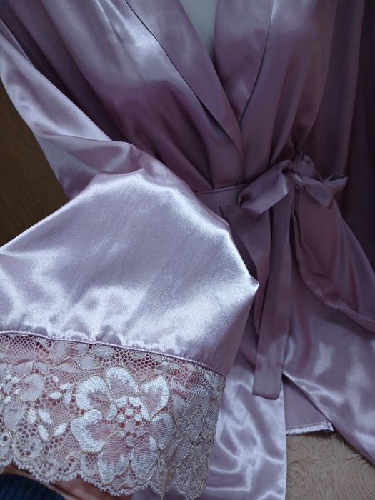 Атласный Халат от Victoria's Secret  оригинал