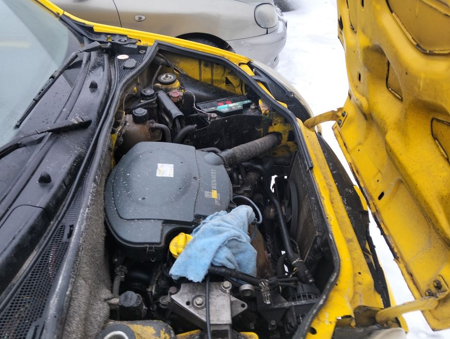 Продам Кенго Рено 1.4 бенз