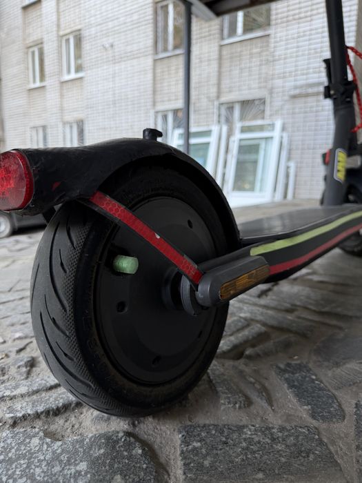 Електросамокат Xiaomi Electric Scooter Elite