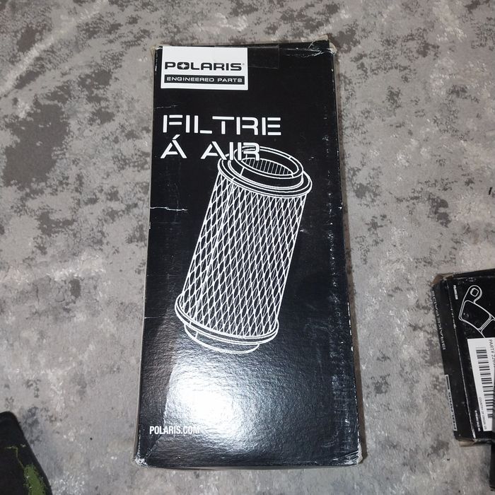 Воздушний фільтр polaris в упаковці