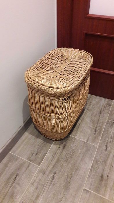 Kosz wiklinowy z przykrywką