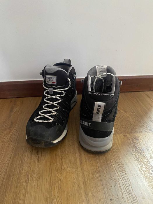 Vendo botas de montanha DOLOMITE