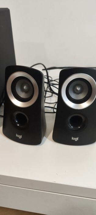 Columnas Logitech Z313