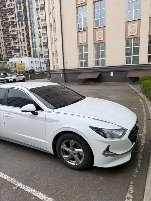 Hyundai Sonata DN8