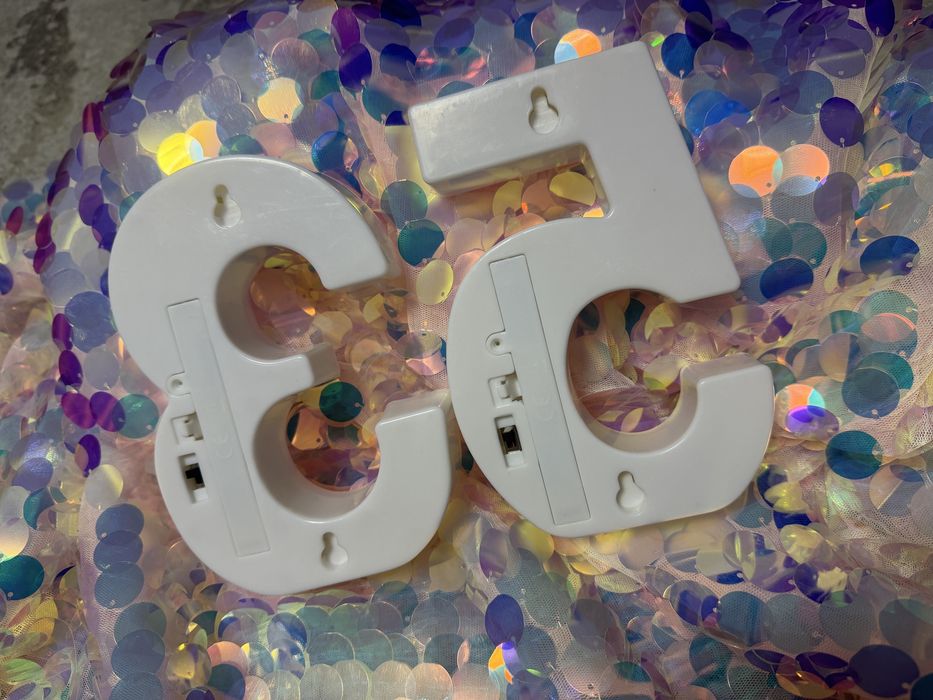 Цифри 3 та 5, 16 см висота