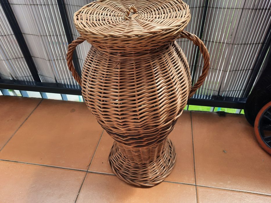 Koszyk na kwiaty duży stojący ozdobny wiklinowy kosz wazon dzban boho 40 cm