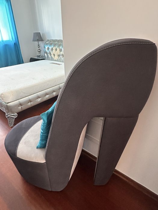 Quarto lacado preto alto brilho