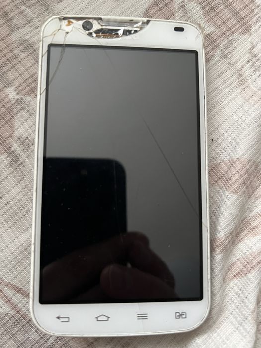 LG P-715 на запчасті