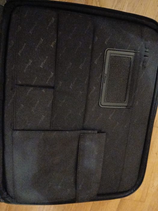 Mala Portátil Targus (Reforçada) – Vários Compartimentos – Como Nova