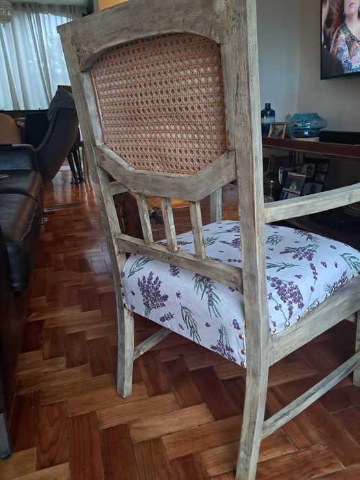 Cadeirão em madeira tecido e palhinha