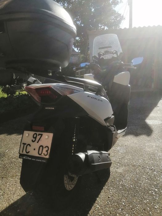 Honda forza 125 em bom estado