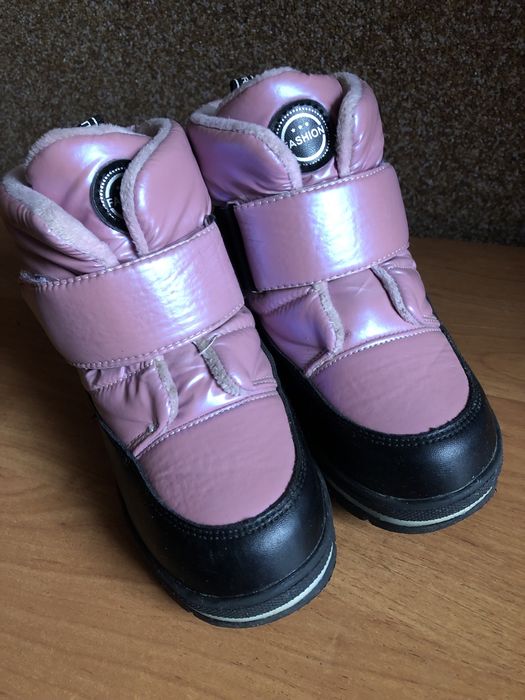 Чобітки для дівчинки