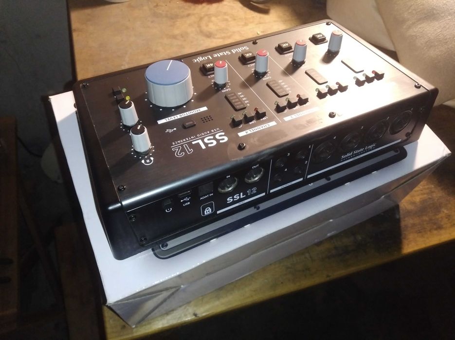 Audio interface SSL 12