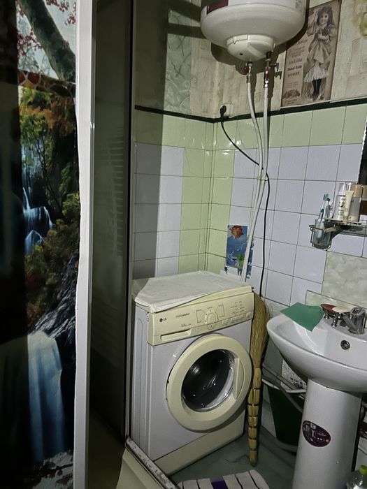 Продам 2ох кімнатну квартиру на Черемушках