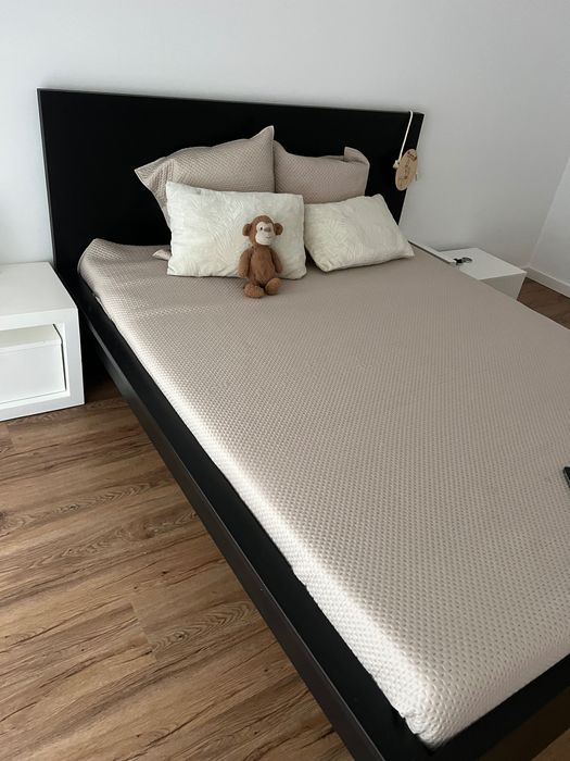 Cama malm preto castanho