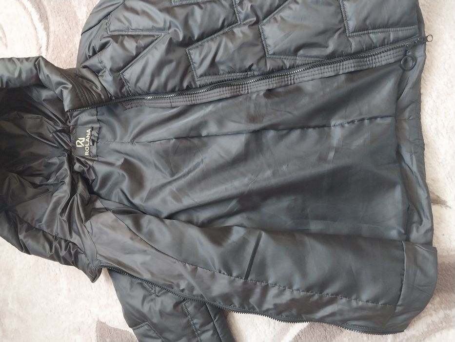 Осіння жіноча куртка, розмір 48