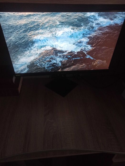 Продам монитор HP Omen 27' QHD, IPS, 1.07 млрд. цветов, 165 Гц.