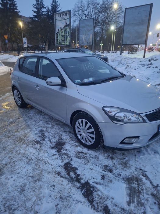 Kia Ceed  1.4 LPG