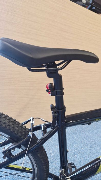 Bicicleta praticamente nova
