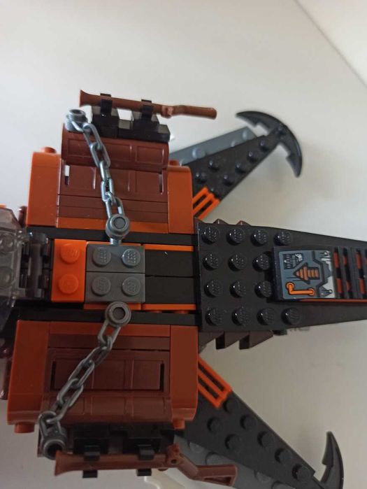 Lego Ninjago Podniebny rekin Sky Shark 70601
