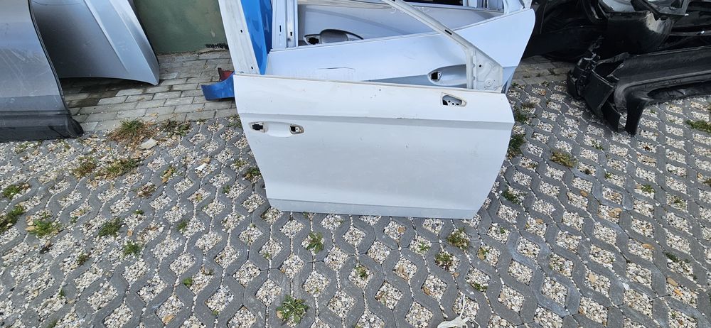 Porta frente direita seat ibiza 5